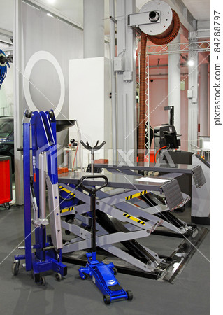 Garage work shop 84288797