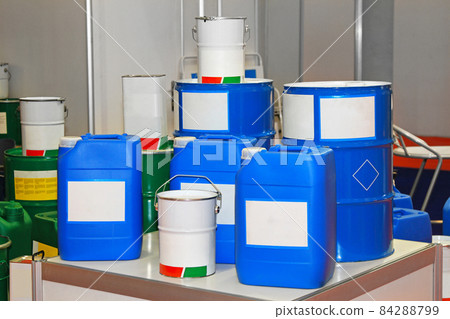 Chemical barrels 84288799