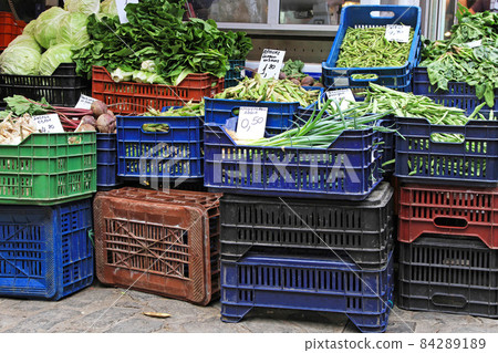 Green vegetables 84289189