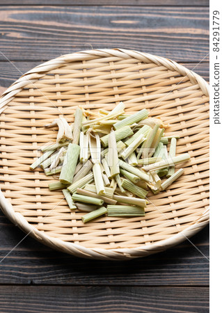毛毛茶 毛毛茶 84291779