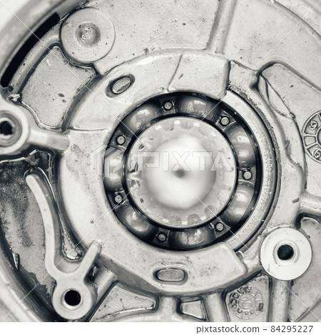 engine driving shaft bearing and gear engine driving shaft bearing and gear 84295227