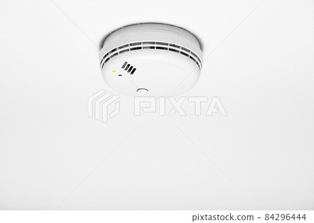 smoke detector of fire alarm, white background 84296444