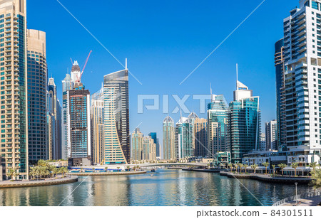 Panorama of Dubai marina 84301511