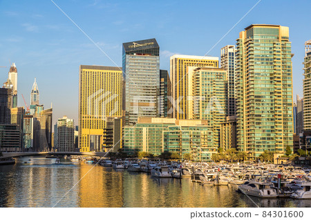 Dubai Marina 84301600