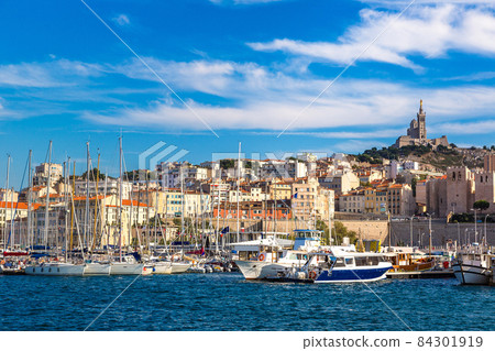 Notre Dame de la Garde and olf port in Marseille, France 84301919