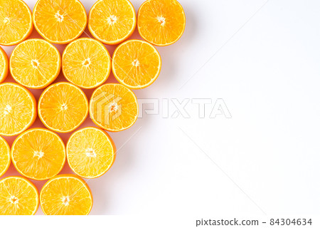 Juicy oranges isolated on white background Juicy oranges isolated on white background 84304634