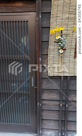 照顧屋簷，一朵花，入口，熱情好客 84308748