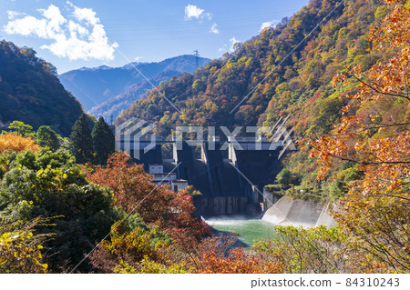 [富山縣] 秋天的宇奈月水壩 84310243
