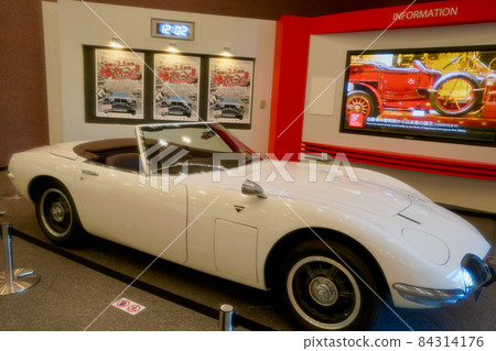 automobile, car, vehicle 84314176