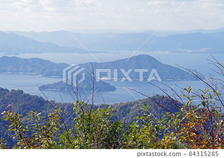 從埃格桑眺望廣島灣的秋景 從埃格桑眺望廣島灣的秋景 84315285