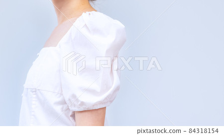 Portrait image cut of a young woman 84318154