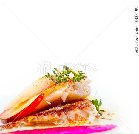 sea bream fillet butter pan fried 84323993