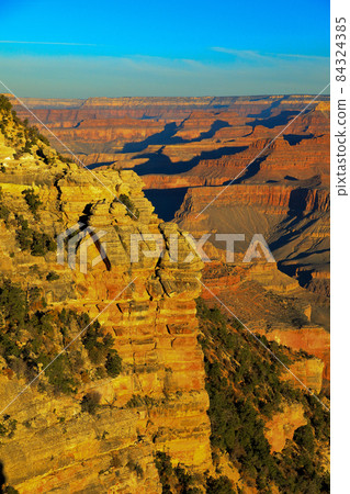 美國大峽谷國家公園南緣(南牆)的晨景 美國大峽谷國家公園南緣(南牆)的晨景 84324385