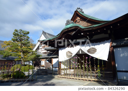 秋天的大覺寺,京都市右京區佐賀的入口 秋天的大覺寺,京都市右京區佐賀的入口 84326290