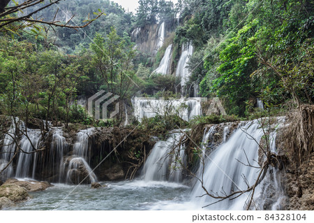 Thee Lor Su waterfall 84328104