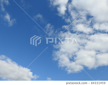 藍天 藍天 84331459