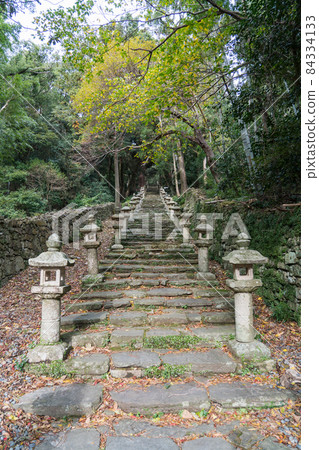 Manmatsuin Manmatsuin 84334133