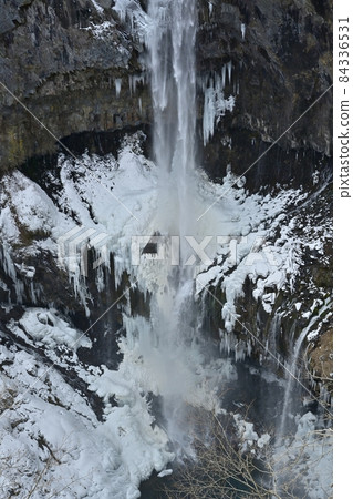 Kegon Falls in the midwinter 84336531