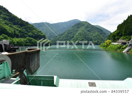 2021年埼玉縣三峰神社到三峰口站的風景 2021年埼玉縣三峰神社到三峰口站的風景 84339557