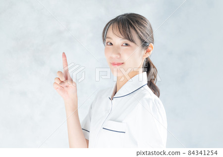 An image of a Japanese nurse, doctor, or caregiver who recommends and guides you, which is easy to use without a pass. An image of a Japanese nurse, doctor, or caregiver who recommends and guides you, which is easy to use without a pass. 84341254
