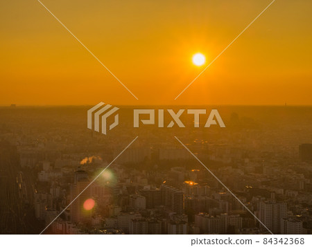 Paris at dusk 84342368