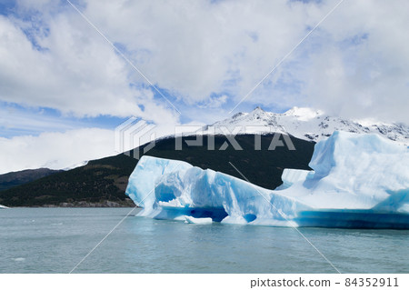 Navigation on Argentino lake, Patagonia landscape, Argentina Navigation on Argentino lake, Patagonia landscape, Argentina 84352911