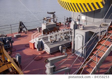 Metal mooring bollard on board the vessel and various parts of the mechanisms 84358253