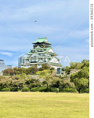 Osaka Castle castle tower and airplane Osaka Castle castle tower and airplane 84360219