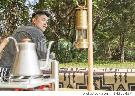 年輕人，露營，露營，旅遊，愛好，休閒，休閒，戶外，露營裝備，韓語 84363437