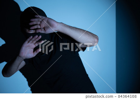 飛行途中發現的劫匪有復制空間,可用於家庭安全,並暴露在光線下。 飛行途中發現的劫匪有復制空間,可用於家庭安全,並暴露在光線下。 84364108