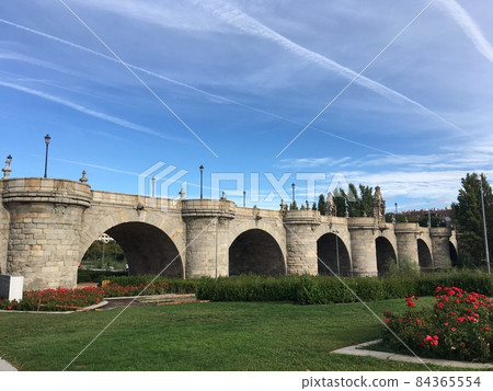 Madrid Rio Park, Spain Madrid Rio Park, Spain 84365554