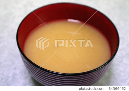 Close-up of retort miso soup 84366462