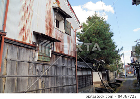 Scenery of the back street of the castle town of Tamba Sasayama Scenery of the back street of the castle town of Tamba Sasayama 84367722