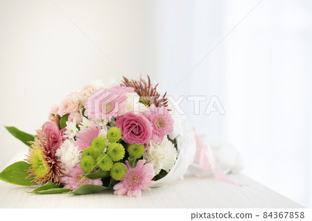 Bouquet white / pink 84367858