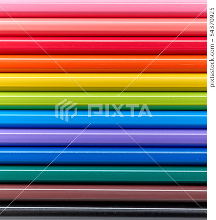 wooden color pencils 84370925