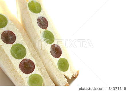 Grape sandwich Grape sandwich 84371846