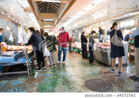 [Osaka] November ・ Scenery of fish market 《Out Focus》 84372561