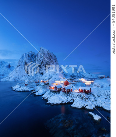 View on the house in the Hamnoy village, Lofoten Islands, Norway. Landscape in winter time 84381991