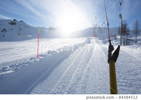 Alpine ski lift with T-bar 84384512