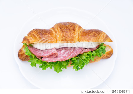 羊角麵包三明治 84384974
