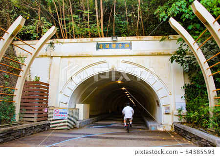 高雄隧道西子灣隧道 高雄隧道西子灣隧道 84385593