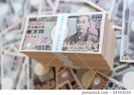 豐富 豐富 84393038