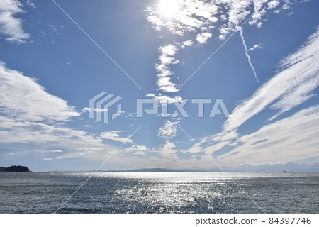 The blue sky that you can see while walking along the promenade of Himakajima 84397746