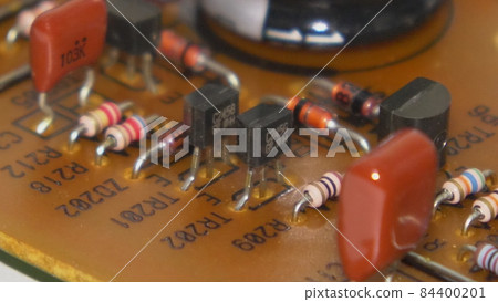 Electronic parts 84400201