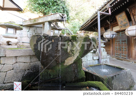 World heritage national treasure Todaiji Nigatsudo scenery World heritage national treasure Todaiji Nigatsudo scenery 84403219