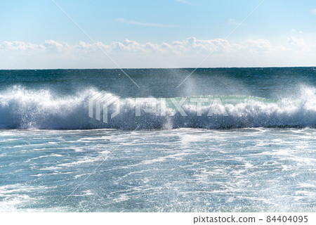 洶湧的波浪 84404095