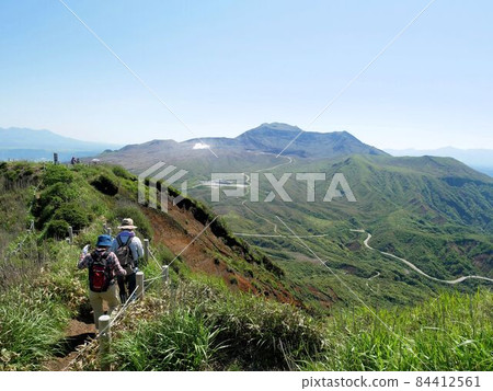 阿蘇（熊本縣）烏畑山山頂 84412561