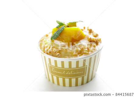 Brioche bread 84415687