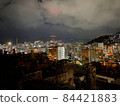 夜城倒映在水面 84421883