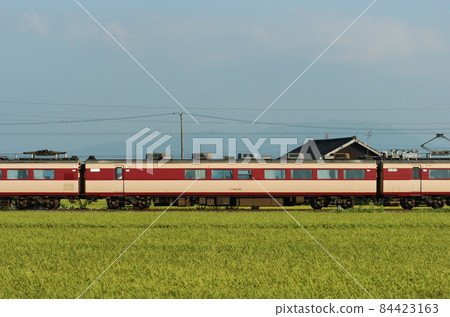 Hokuriku Main Line Ishido-Fukuoka JR West 489 series H03 formation (Kanazawa) ⑥ Moha 489-20 Sea side 84423163